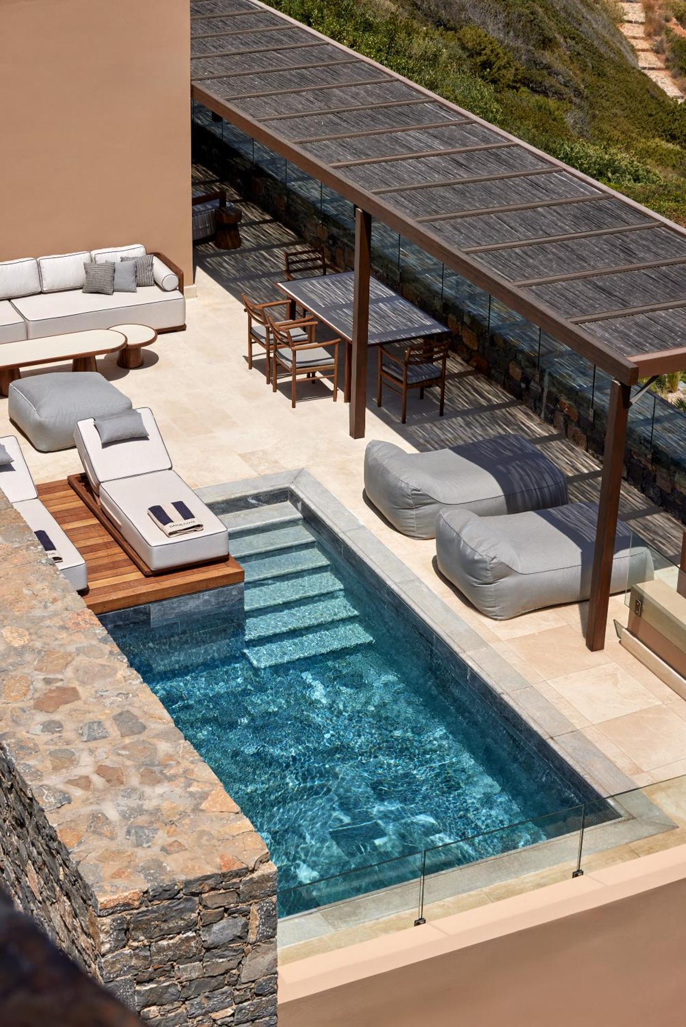 Daios Cove Luxury Resort&villas Vathí