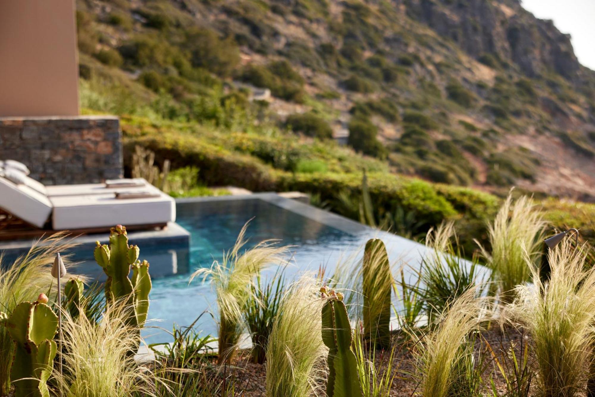 Daios Cove Luxury Resort&villas